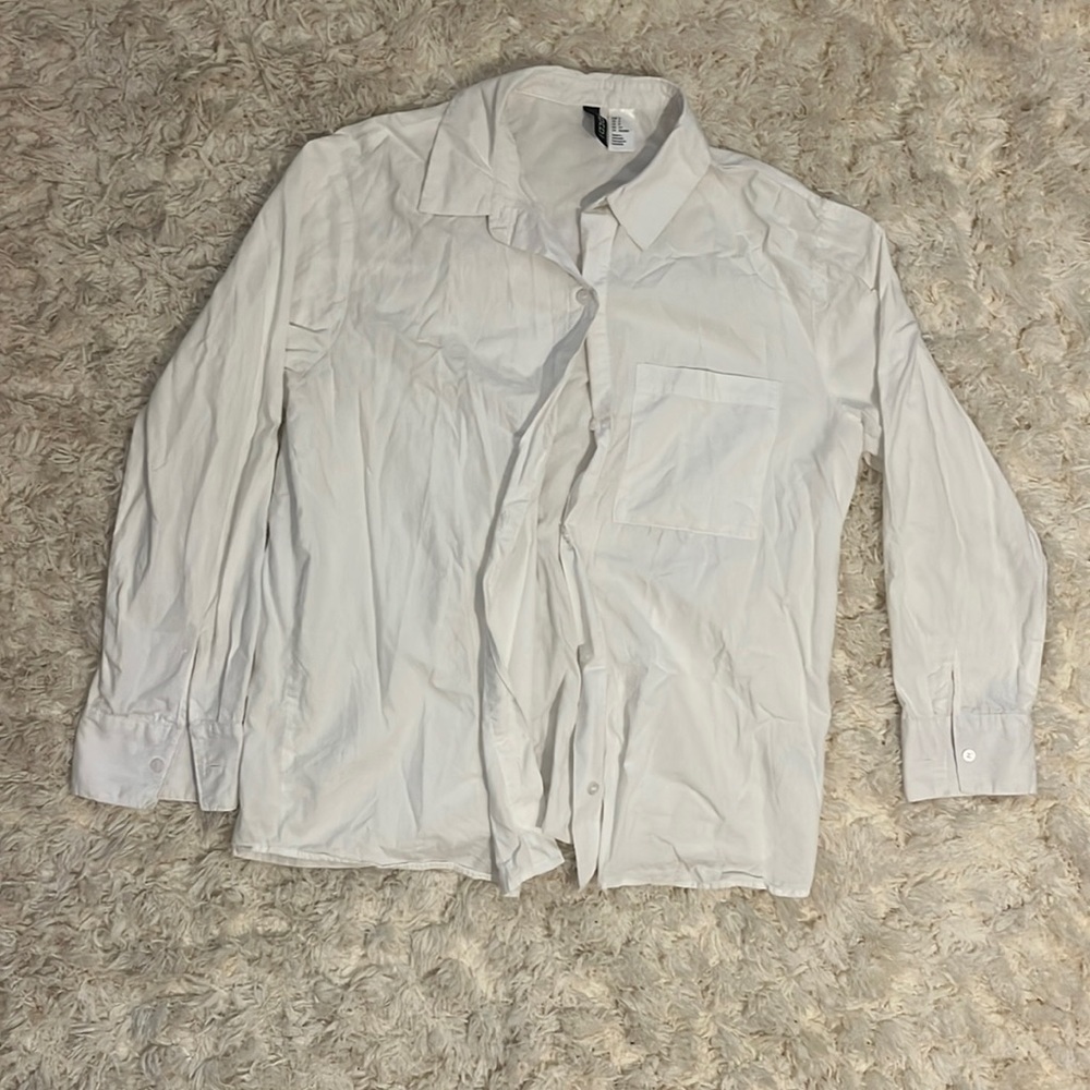 Very light weight material great for the summer or as a cover up